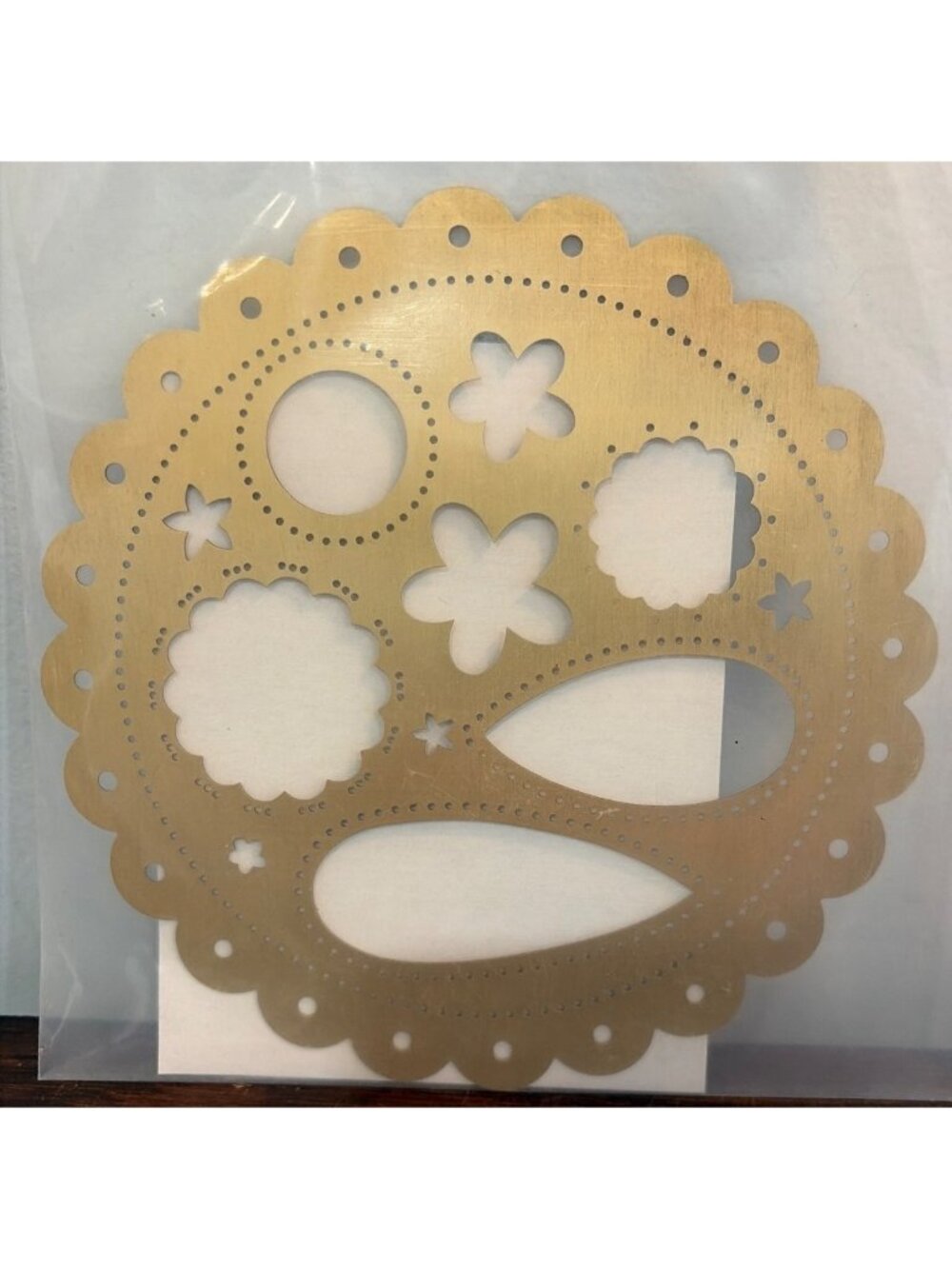 Stampin Up! Classy Brass Exclusive Embossing Template Pick A Petal Craft Stencil
